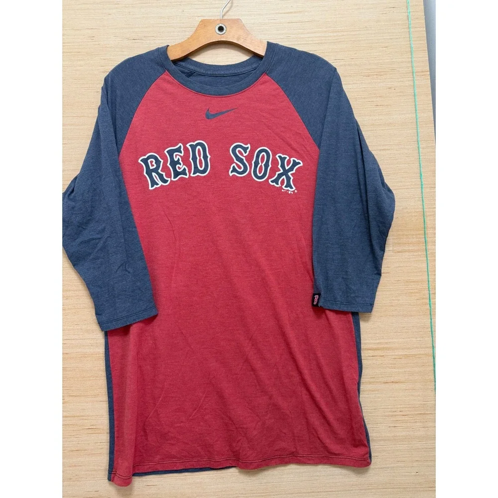 Nike Boston Red Sox MLB Raglan Baseball Tee Red Navy Blue 3/4 Sleeve Mens Medium